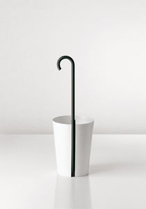 porte-parapluie en métal peint