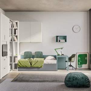 chambre d'enfant blanche