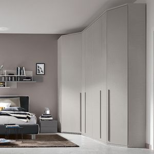 armoire d'angle / contemporaine / en bois laqué / à porte battante