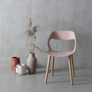 chaise contemporaine 1