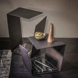 table d'appoint contemporaine