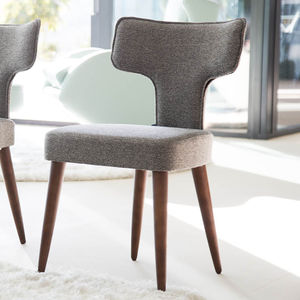 chaise de salle à manger classique