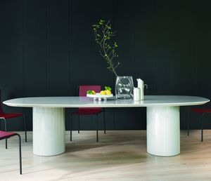 table contemporaine