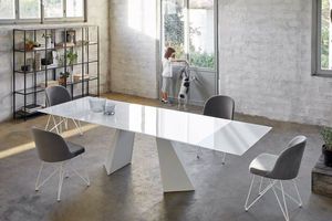 table contemporaine