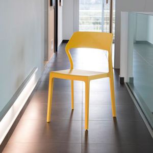 chaise contemporaine 1