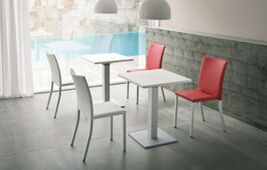 chaise contemporaine 1