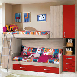 chambre d'enfant rouge 1