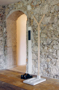 porte-manteau sur pied 1