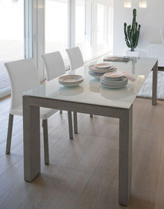 table à manger contemporaine