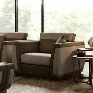 fauteuil contemporain / en cuir / avec coussin amovible