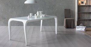 table contemporaine 1
