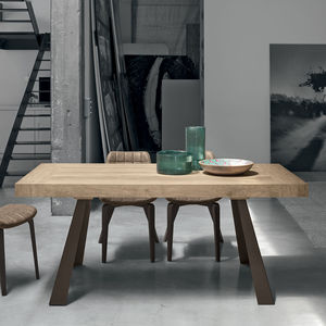 table contemporaine