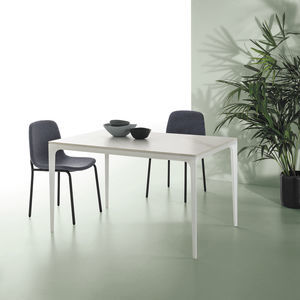 table contemporaine