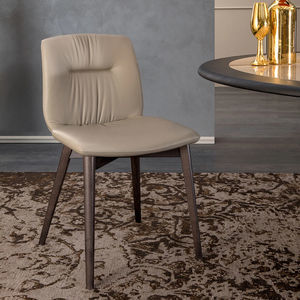 chaise contemporaine