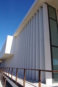 brise-soleil en composite ciment verre