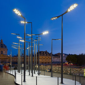 lampadaire urbain