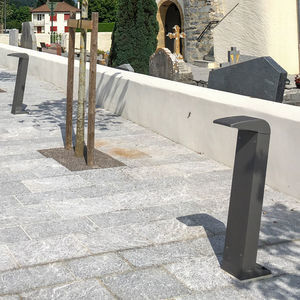 borne d'éclairage urbaine 1