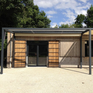 pergola adossée / en aluminium / couverture coulissante / rétractable
