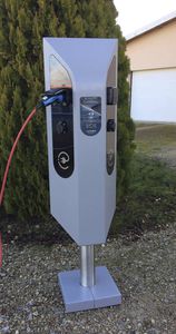 station de recharge pour voiture électrique / de voirie