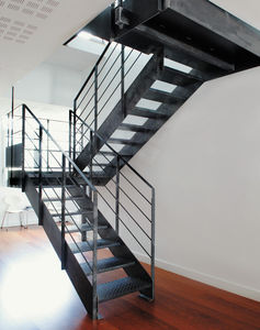 escalier demi-tournant