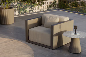 fauteuil en polyéthylène 1