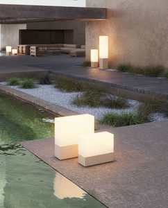 lampe sur pied