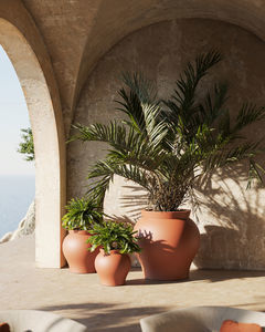 pot de jardin en polyéthylène rotomoulé