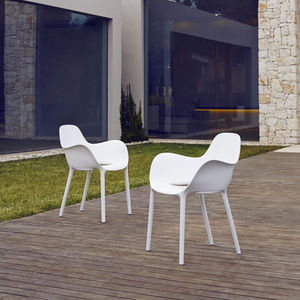 chaise contemporaine