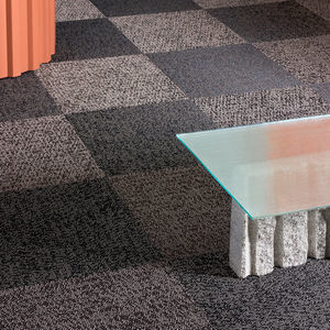 moquette en dalles 1