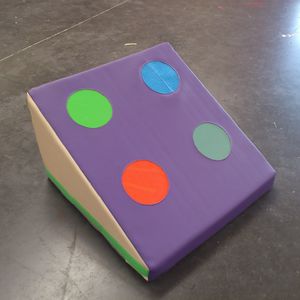 module en mousse pour parcours de jeux 1