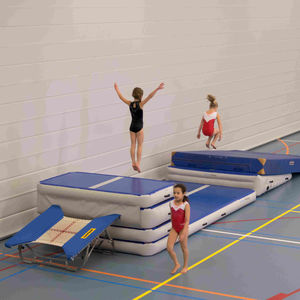 trampoline de gymnastique