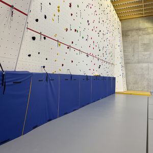 matelas de réception pour mur d'escalade d'intérieur 1