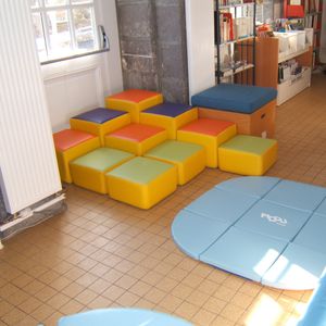 estrade pour école maternelle