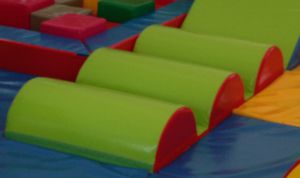 module en mousse pour parcours de jeux 1