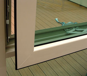 fenêtre en aluminium