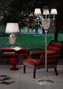 lampe sur pied