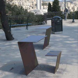 ensemble table et chaises contemporain