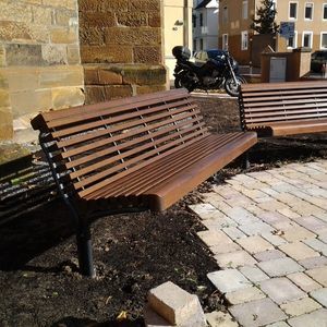 banc public contemporain