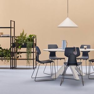 chaise moderne