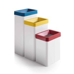 poubelle en plastique 1