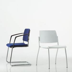 chaise visiteur contemporaine