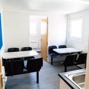 construction en conteneurs pour bureau