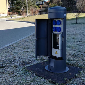 borne de distribution électrique