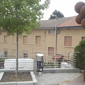 borne de distribution électrique