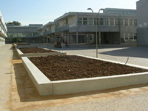 jardinière en béton