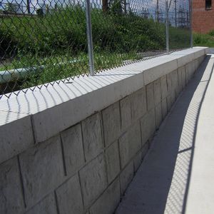 bloc de béton plein 1