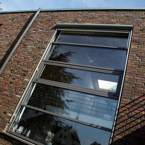 profilé pour fenêtre en aluminium / à isolation thermique / acoustique / antieffraction