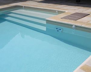 escalier de piscine 1