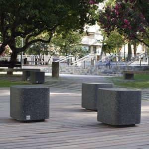 tabouret contemporain 1