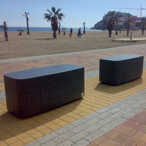 banc public contemporain